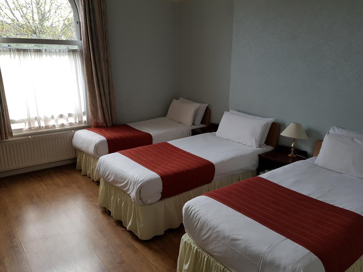 Forest View Hotel ลอนดอน ภายนอก รูปภาพ